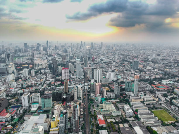 istock Cityscape of Bangkok skyscraper 1652604440