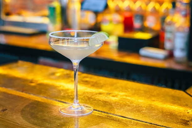 istock Margarita cocktail on a bar counter 1652634312