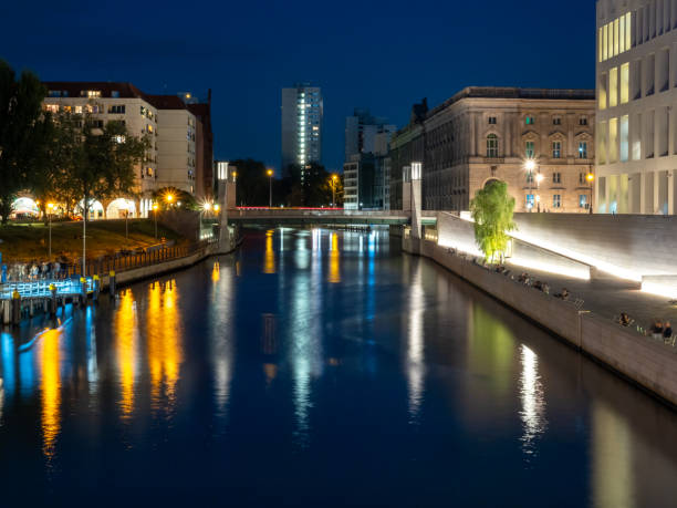 istock View of Berlin city river at dusk. 1652729998