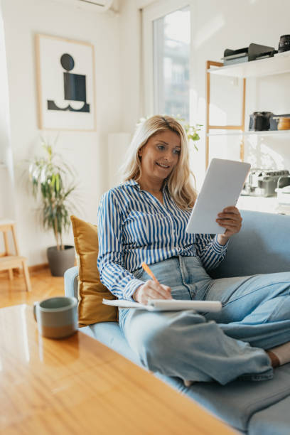 istock Smiling Businesswoman 1652806829