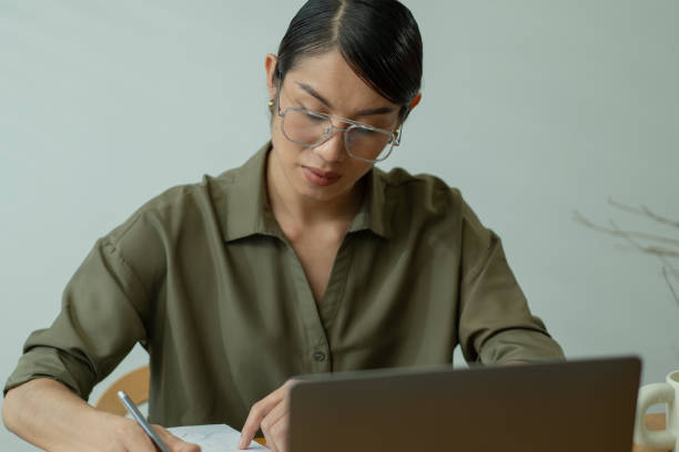 istock Businesswoman 1652943248