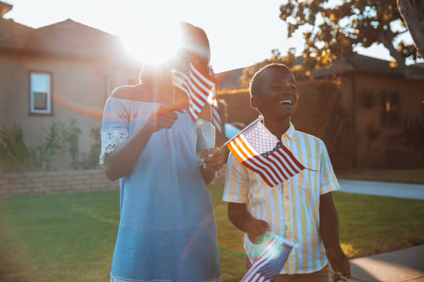 istock Mother with her young boy celebrating american holiday 1652953547