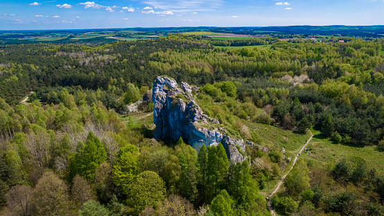 Okiennik Wielki, - a group of limestone rocks in the village of Piaseczno in the Kroczyce commune, in the district of Zawiercie, in the Silesian Voivodeship. Trail of the Eagles' Nests,