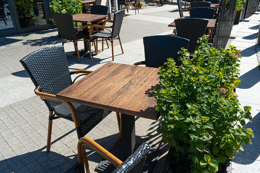 Street Restaurant Table, Empty Cafe Tables, Bistro Seat, Bar Terrace, Outdoor Restaurants, Cafeteria, Outside Trattoria, City Coffee Shops Furniture, Summer Street Table
