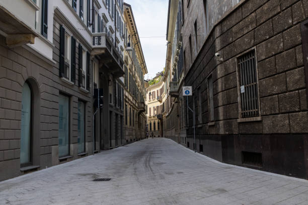 istock View of a street in Milan 1653400013