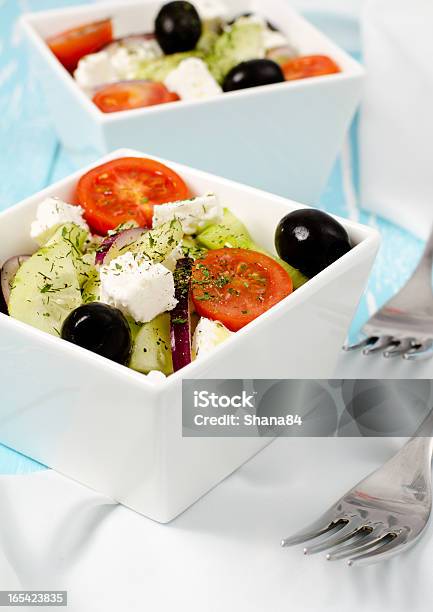 Foto de Salada Grega e mais fotos de stock de Alimentação Saudável - Alimentação Saudável, Almoço, Antepasto