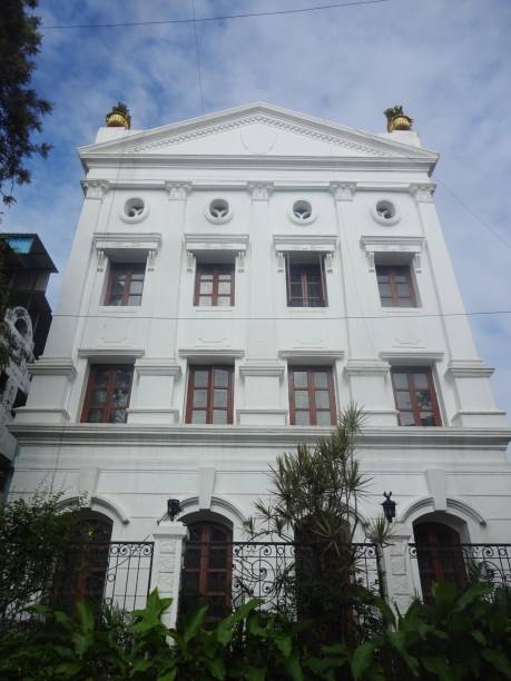 istock Beautiful white bungalow at mumbai 1654394764