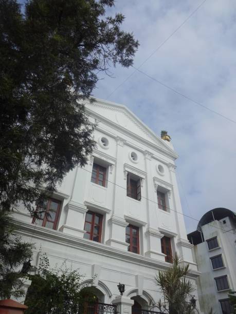 istock Beautiful white bungalow at mumbai 1654394770