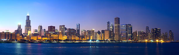 istock A panoramic view of the Chicago skyline  165483960