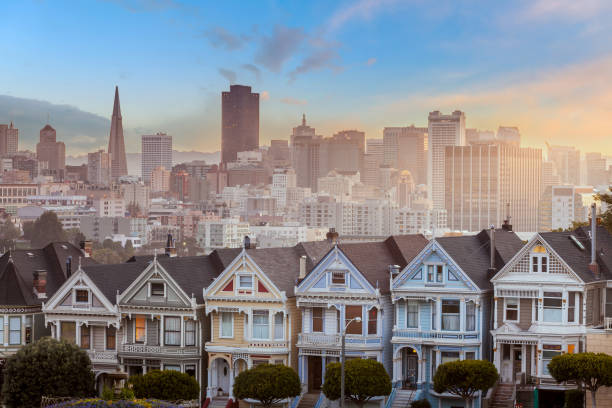 istock Famous view of  downtown San Francisco at Alamo Square 1654863959