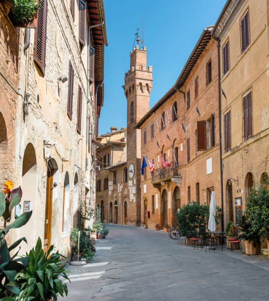 istock Buonconvento, Tuscany 1654941172