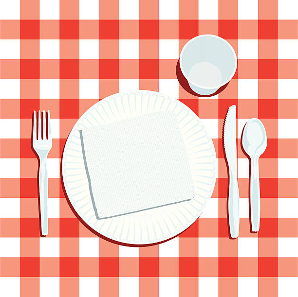 ilustrações de stock, clip art, desenhos animados e ícones de piquenique pôr a mesa com placa e cutelaria - silverware fork place setting napkin