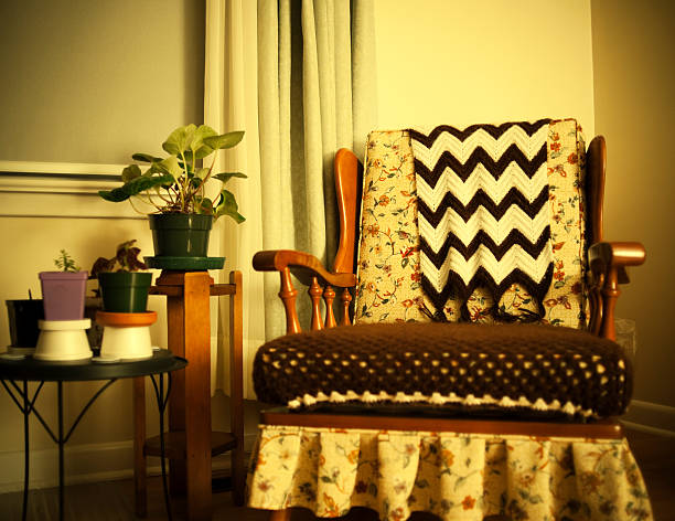 istock Retro 1950s Living Room Scene 165508108