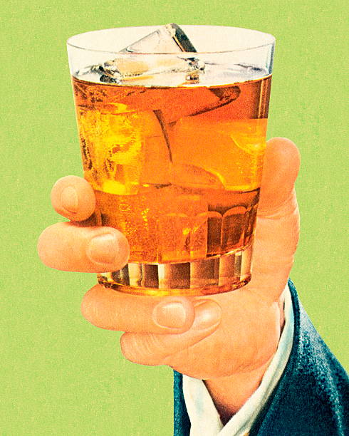 ilustrações de stock, clip art, desenhos animados e ícones de mão segurando um cocktail - whisky ice cube glass alcohol