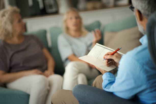 istock Emotional therapy and counseling. 1655270578
