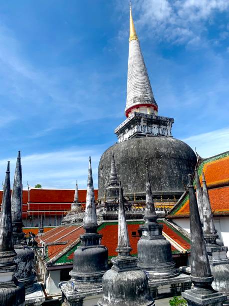 wat phra mahathat  - nakhon si thammarat - fotografias e filmes do acervo