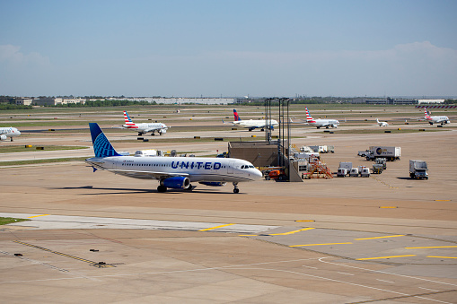 United Airlines Airbus A320-232 aircraft with registration N490UA taxiing at Dallas/Fort Worth International Airport in April 2022