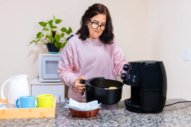 istock Air Fryer 1655618296