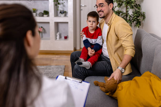 istock Small family of two talking with therapist 1655781289