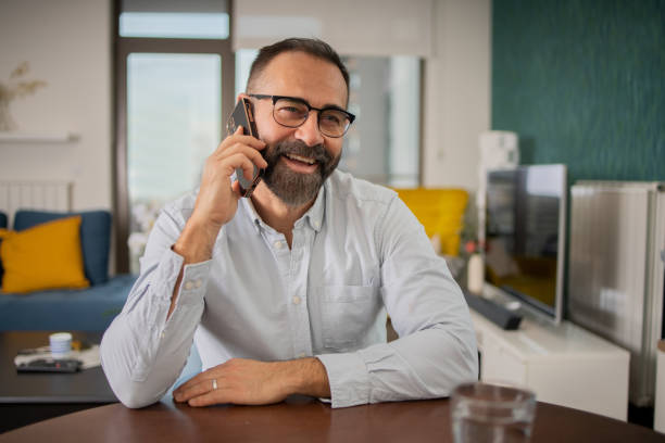 istock Portrait of a senior man using smartphone 1655798003