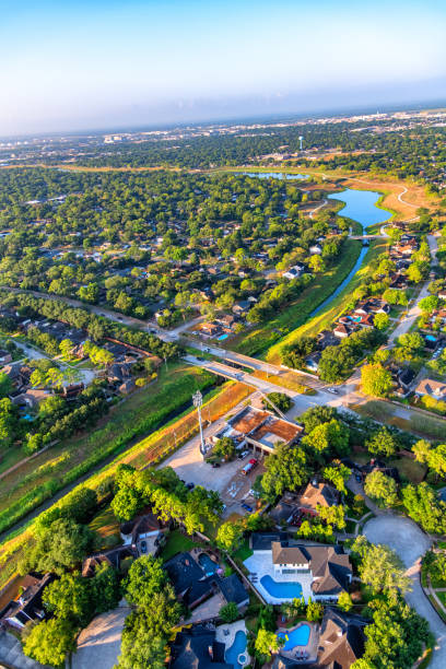 istock Suburban Houston Neighborhood 1655800681