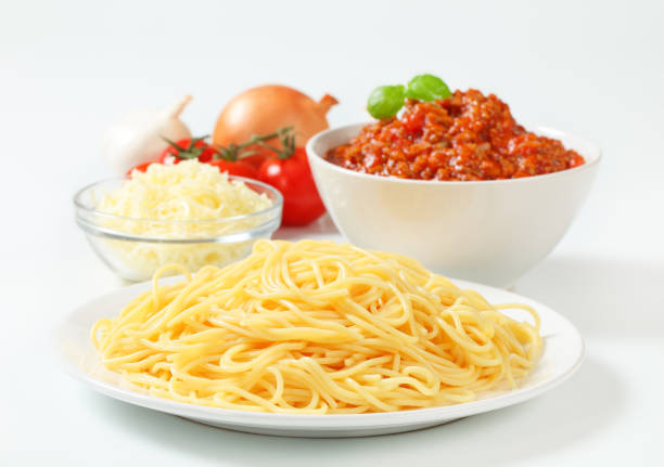 Spaghetti with tomato sauce