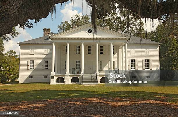Plantation Mansion Stockfoto en meer beelden van Plantage - Plantage, Landhuis, South Carolina