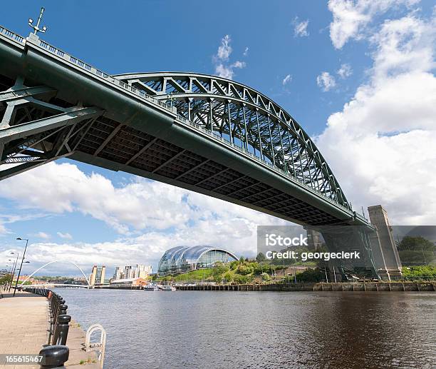 Foto de Pontes Sobre O Tyne Conexão De Newcastle E Gateshead e mais fotos de stock de Antigo