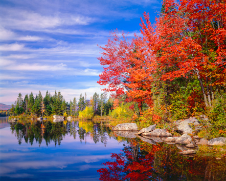 Jericho Lake in autumn in New England