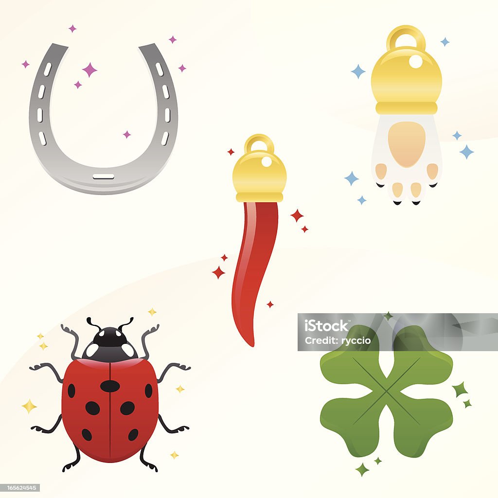 Bùa May Mắn Hạt Tiêu Bàn Chân Thỏ Bọ Rùa Cỏ Ba Lá Và Móng Ngựa ...