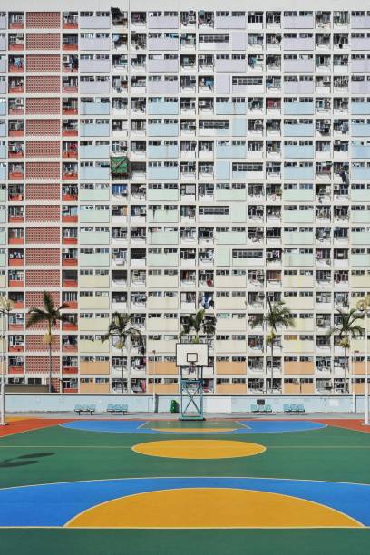 istock Choi Hung Estate 1656325929