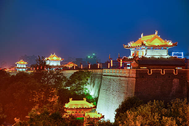 south gate of 시안 성벽, china - terracotta soldiers xian terracotta tomb 뉴스 사진 이미지