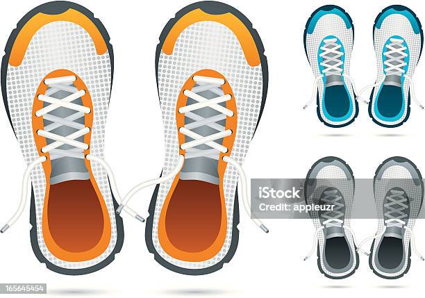 Scarpe Da Running - Immagini vettoriali stock e altre immagini di Scarpe da ginnastica - Scarpe da ginnastica, Veduta dall'alto, Veduta in pianta