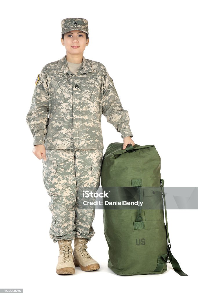 Hembra American Soldier en uniforme de camuflaje del Ejército - Foto de stock de Adulto libre de derechos