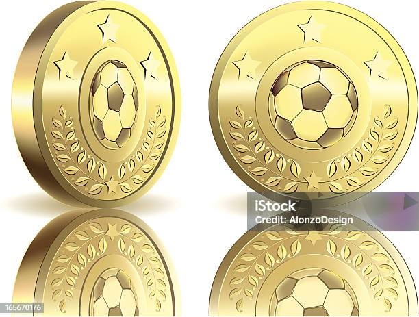 Medaglia Doro Con Il Pallone Da Calcio - Immagini vettoriali stock e altre immagini di Calcio - Sport - Calcio - Sport, Certificato, Pallone da calcio