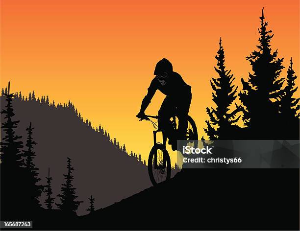 Dettagliate Vettoriale Silhouette Di Un Ciclista Di Mountain Bike Downhill In Alberi - Immagini vettoriali stock e altre immagini di Mountain bike