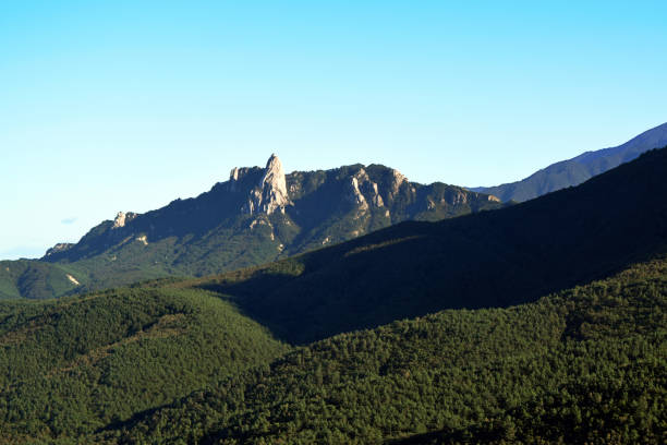 istock Mt. Seorak from Misiryeong 1657140183