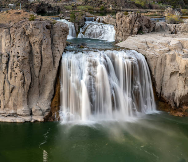 istock Close up of Shoshone Falls in Idaho 1657217596