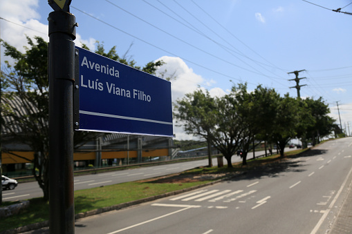 salvador, bahia, brazil - september 23, 2023: traffic signpost indicative of luiz viana avenue - parallel - in the city of salvador.