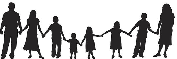 ilustraciones, imágenes clip art, dibujos animados e iconos de stock de joven familia con los niños de las manos de retención - holding hands child silhouette family