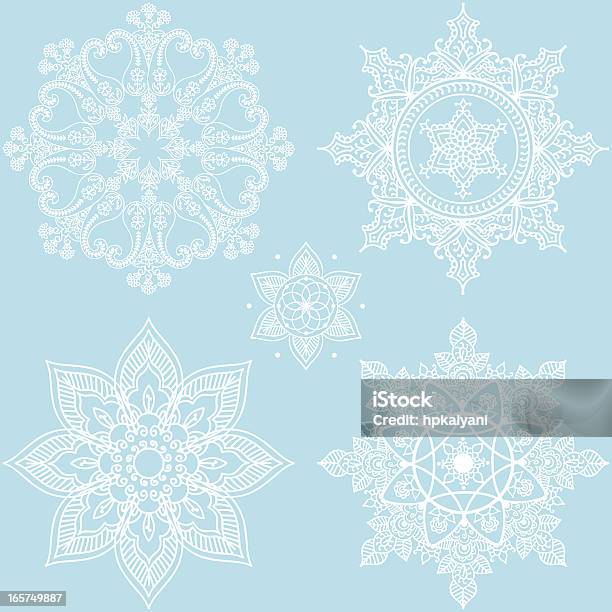 Winter Schneeflocken Stock Vektor Art und mehr Bilder von Spitze - Spitze, Weihnachten, Mandala