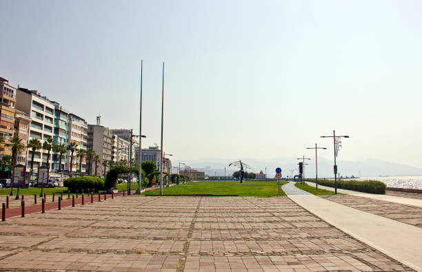 istock Aegean sea and izmir gulf 1657509706