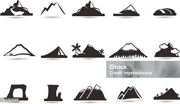 Ilustración de Iconos Y Símbolos De La Montaña y más Vectores Libres de Derechos de Ícono - Ícono, Volcán, Isla