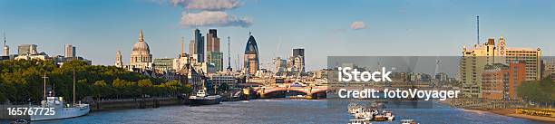Londyn Tamizy Punktów Orientacyjnych Miasta Wieżowce Panorama - zdjęcia stockowe i więcej obrazów Londyn - Anglia