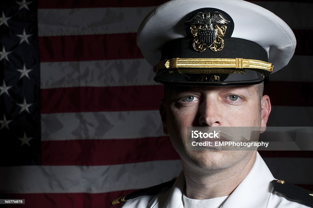 Kaukasier Naval Officer In Uniform - Lizenzfrei United States Navy Stock-Foto