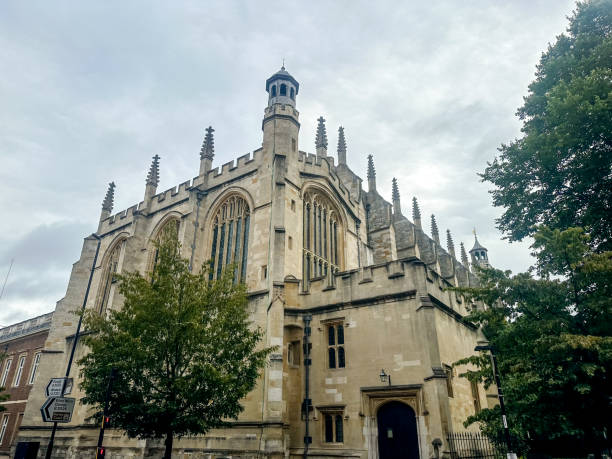 英国イートンカレッジのキャンパスにあるイートンカレッジチャペル - castle famous place low angle view england ストックフォトと画像