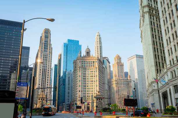 istock Chicago, Illinois skyline at dawn 1657831428