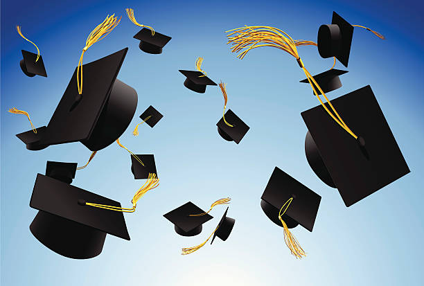 illustrazioni stock, clip art, cartoni animati e icone di tendenza di cappelli laurea gettati in aria - graduation gown