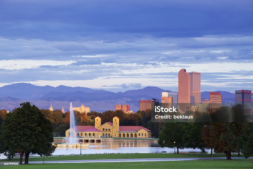 Denver, Colorado City Park e da cidade ao nascer do sol - Foto de stock de Denver royalty-free