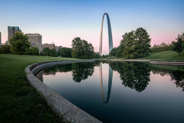 istock St. Louis Gateway Arch and Gateway Arch National Park 1658119011